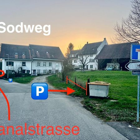 Tiny House Chez Claudine - Relaxen, Workspace, Naehe Thermen, Netflix, Free Parking & Wifi Brugg  Bagian luar foto